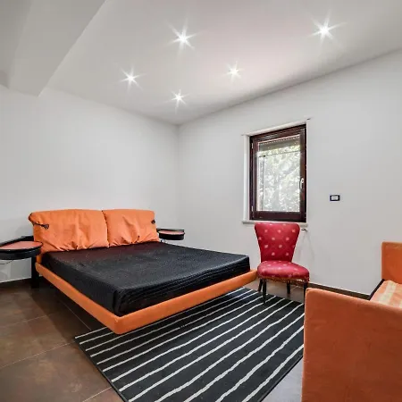 Villa Belvilla By Oyo Modern In With Pool Nissoria